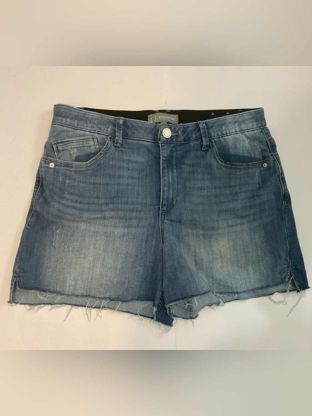 Wit & Wisdom Medium Wash Blue Denim Cutoff Shorts w/ Stretch Waist Sz 14